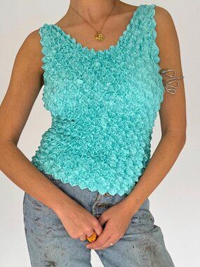 90s Y2K vintage light blue aqua lightweight summer popcorn sleeveless tank top